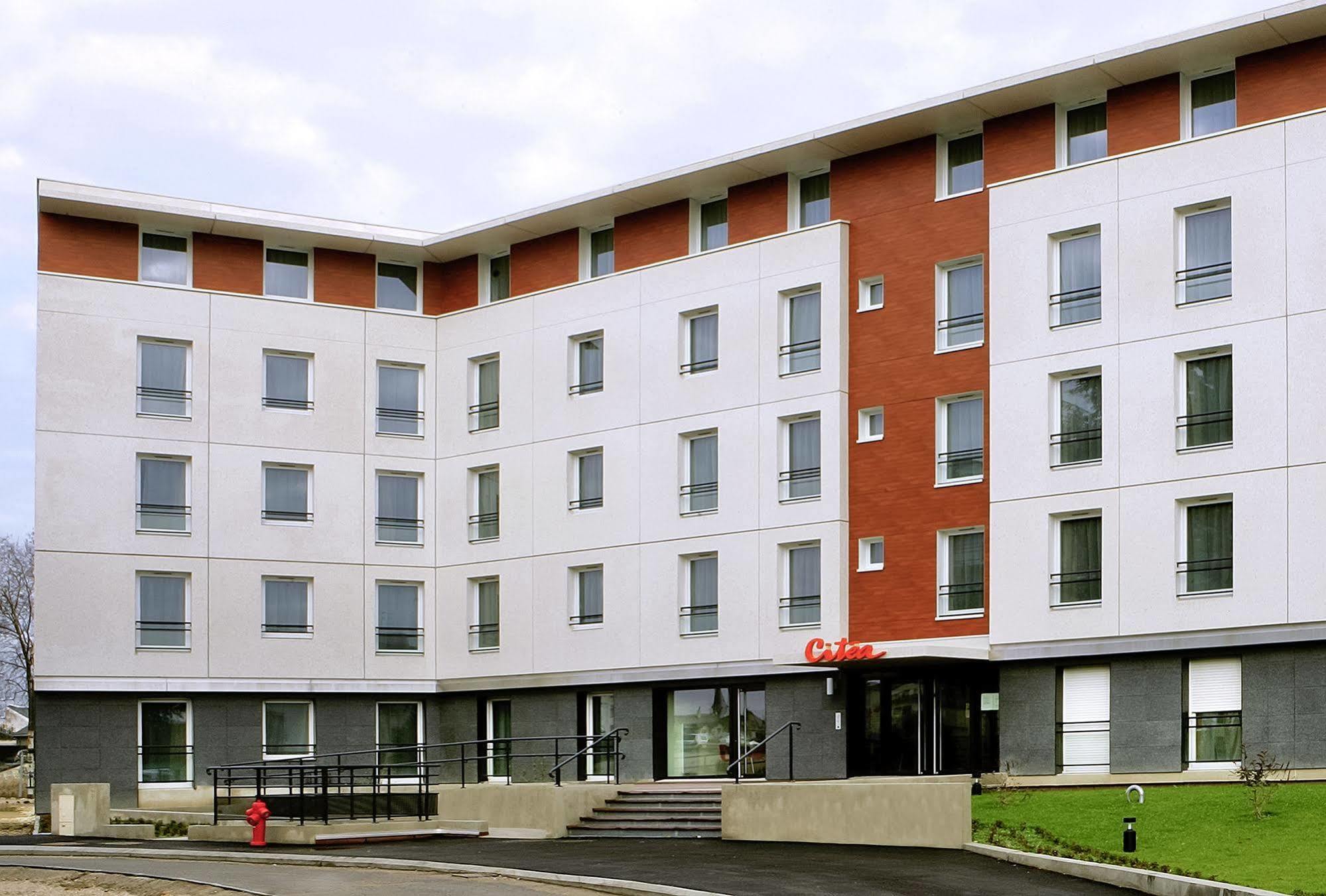 Adagio Access 3* Orleans