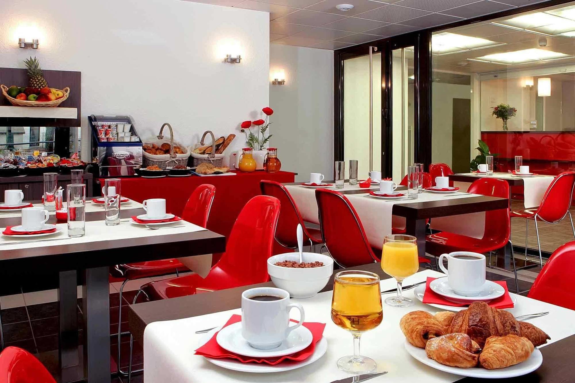 Adagio Access Aparthotel 3*